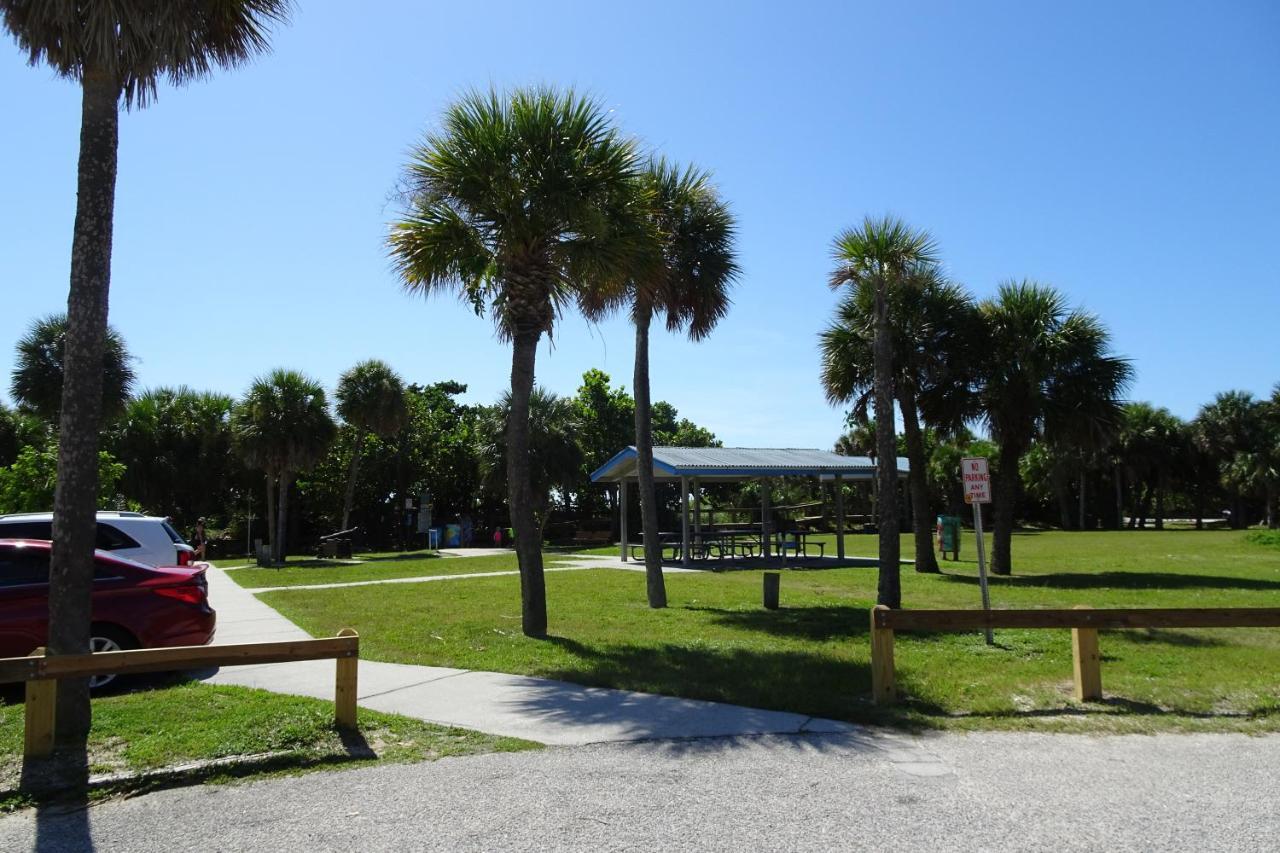 Cozy Canaveral Beach Condo! Next To Nasa Launch Site Cape Canaveral Eksteriør bilde